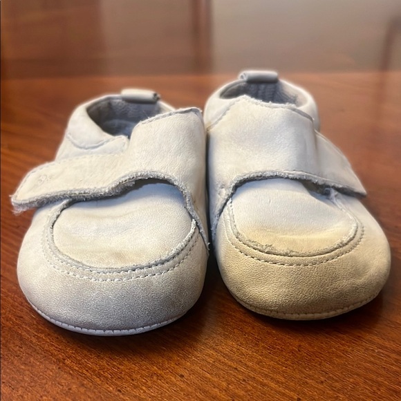 GAP Kids Cream Leather Shoes Infant 3 Unisex Boys Girls - Picture 4 of 7